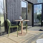 Luxe Tiny Met Prive Tuinbad 度假居 *