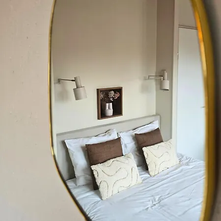 Luxe Tiny Met Prive Tuinbad Holiday home Meerssen