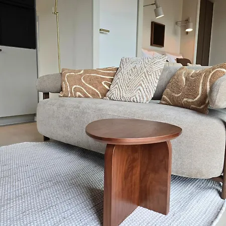 Luxe Tiny Met Prive Tuinbad * Meerssen